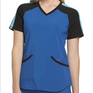Cherokee Infinity Scrub Top